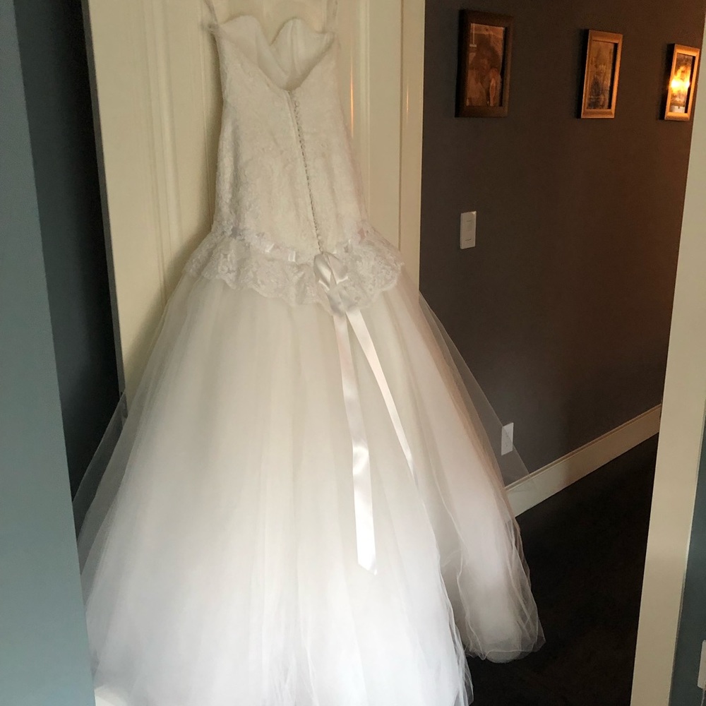 Wedding dress